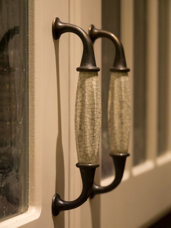 Local Cabinet Pulls Replacement in Garden Grove, CA