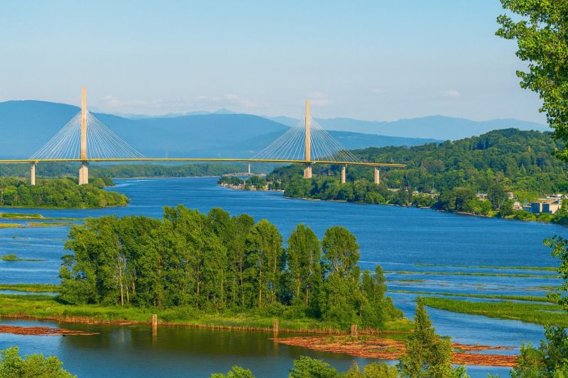 Local Cabinets Refacing in Fraser, MI